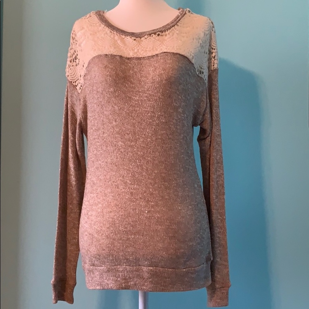 lace collard front shirt